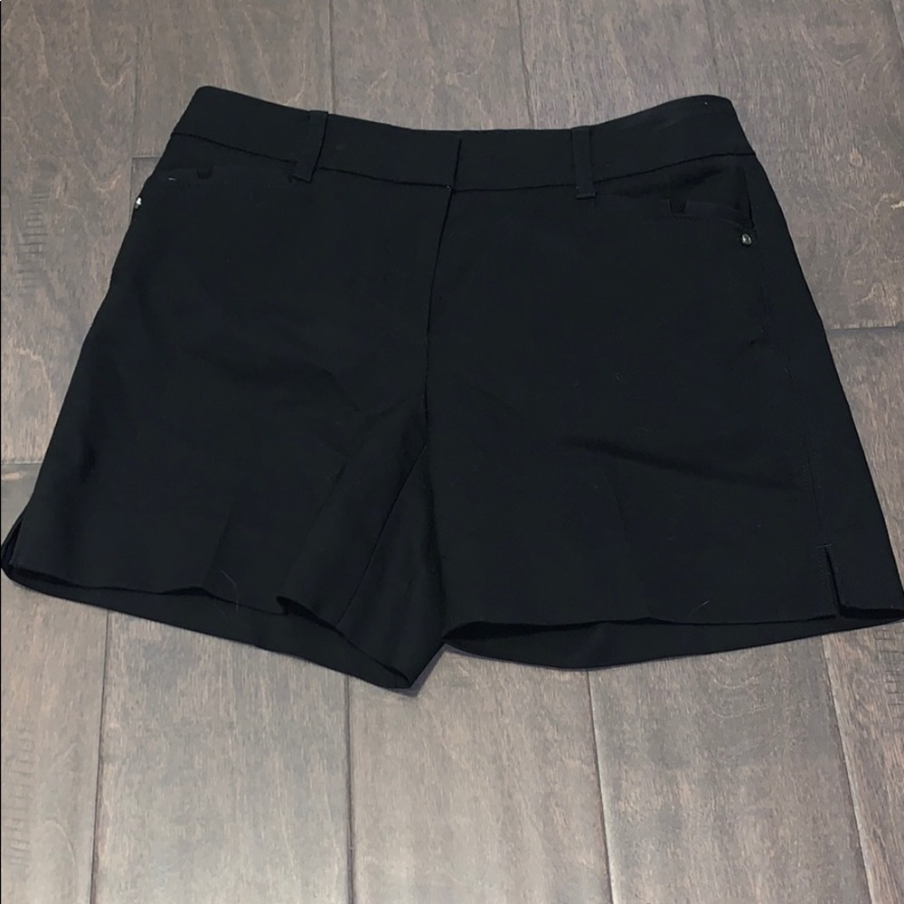 White House Black Market 5” shorts